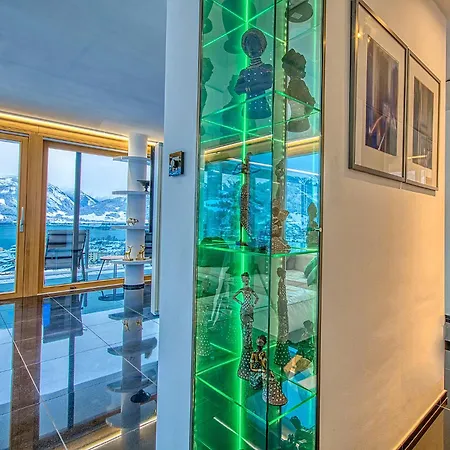 Design-suite Pasithéa - By Alpen Zell am See